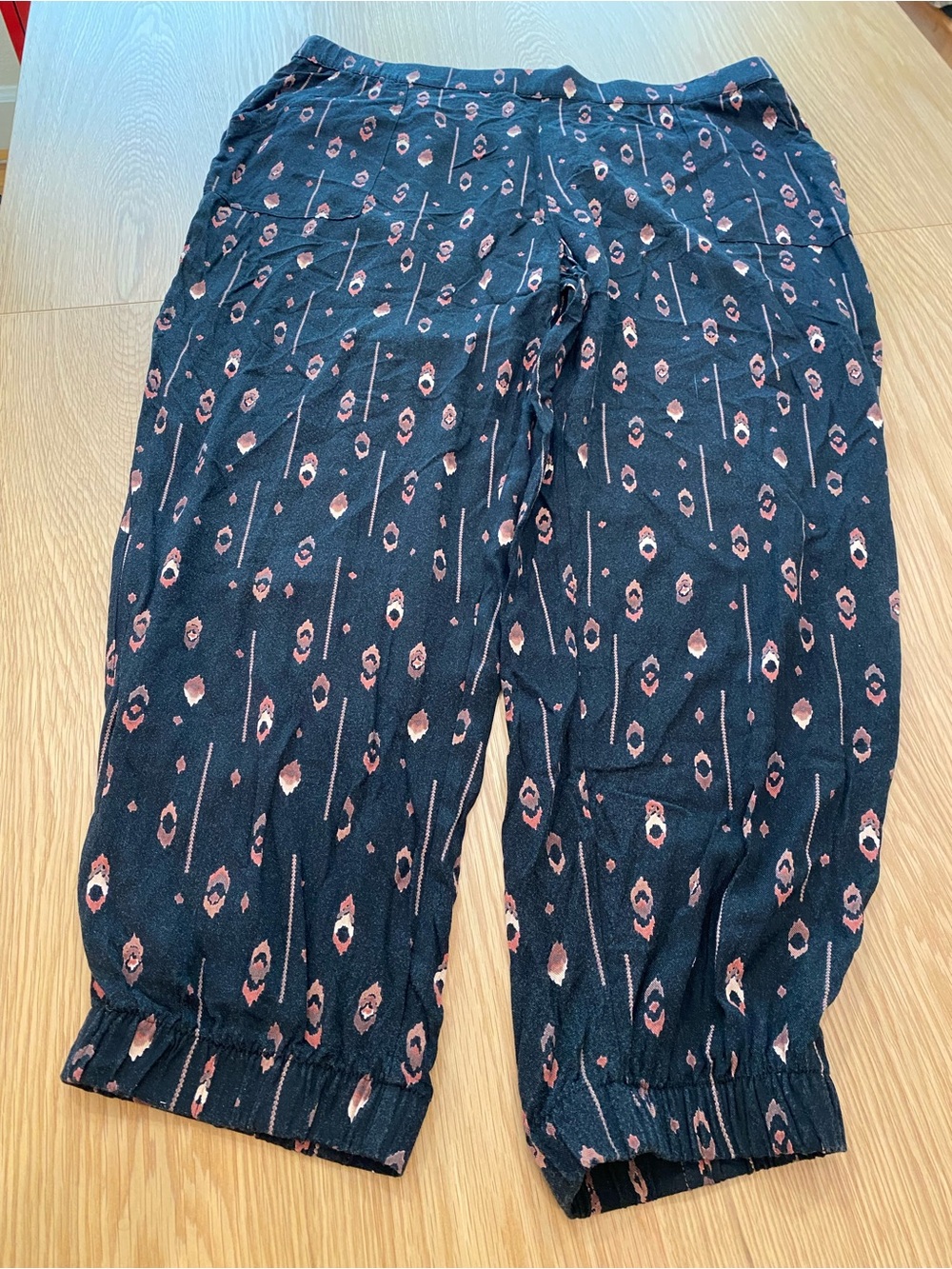 Jogger style pants Size XL